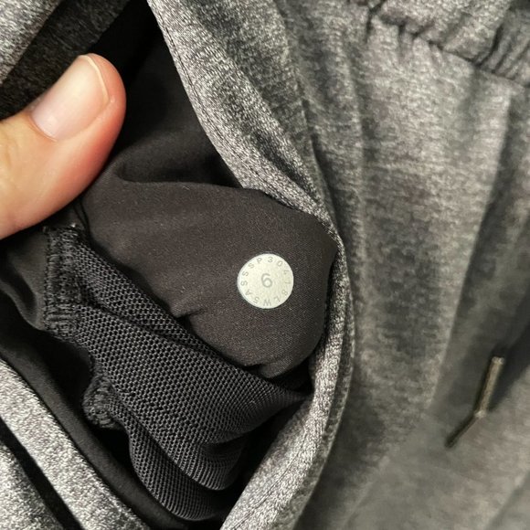 LULULEMON On The Fly Pant 28" Mid Rise Heathered Black Gray 6 - Picture 7 of 8